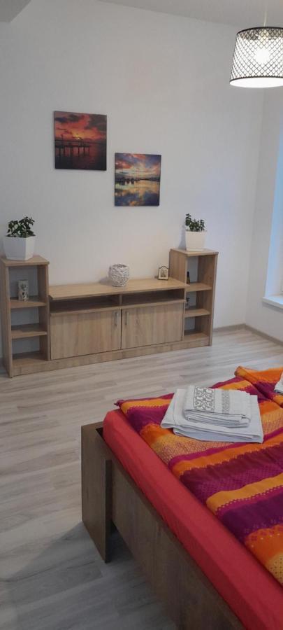 Apartament King Cisnadie Leilighet Eksteriør bilde